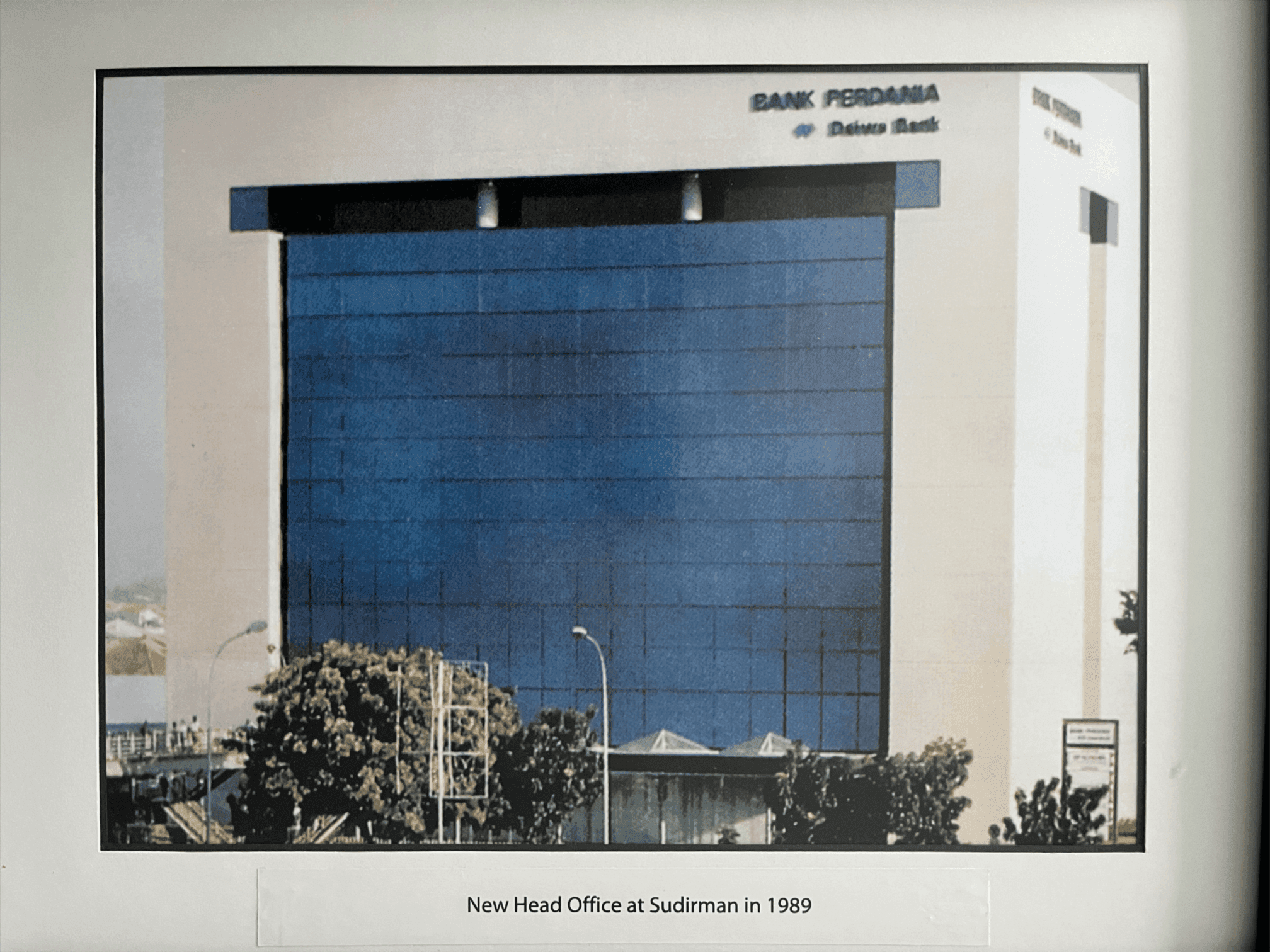 Bank Perdania Memindahkan Kantor Pusat